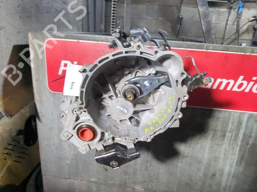 Getriebe für KIA CEE'D (JD) 1.4 CRDi 90 (90 hp) 30595173