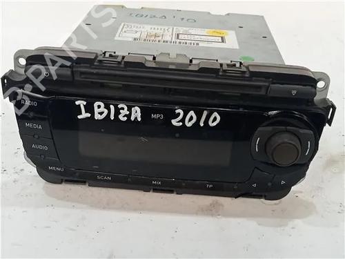 Bilradio SEAT IBIZA IV SC (6J1, 6P5) 1.4 TDI (80 hp) 23908462