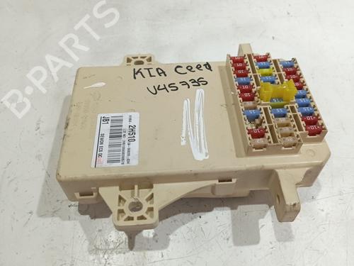 Used Fuse box Fuse box 36904462 36904462