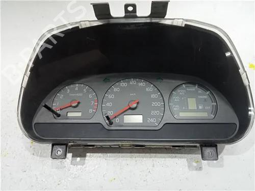 Used Instrument cluster VOLVO V40 Estate (645) 2.0 T (165 hp) 23917111