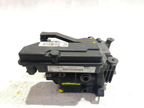 Used Suspension compressor Suspension compressor CITROËN C4 Picasso I MPV (UD_) 2.0 HDi 138 (136 hp) 39049625 39049625