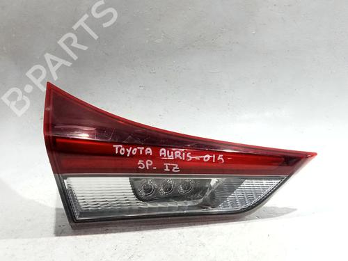 Farolim esquerdo TOYOTA AURIS (_E15_) 2.0 D-4D (ADE150_, ADE150R) (126 hp) 31706742