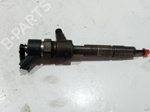 Used Injector FIAT STILO (192_) 1.9 JTD (192_XE1A) (115 hp) 27443869