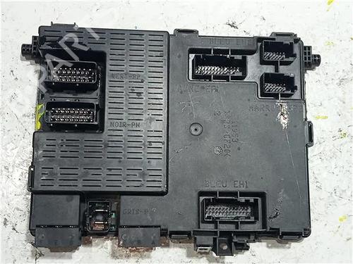 Used Fuse box CITROËN XSARA (N1) 1.9 TD (90 hp) 24967700