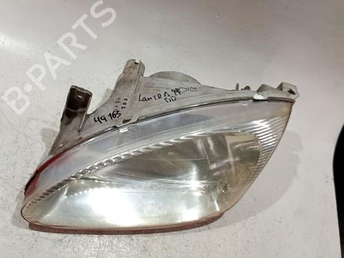 Used Left headlight HYUNDAI LANTRA II (J-2) 2.0 16V (139 hp) 26948362