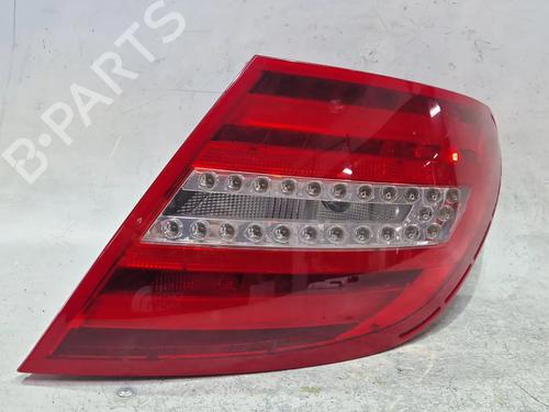 Used Right taillight MERCEDES-BENZ C-CLASS Coupe (C204) C 220 CDI (204.302) (170 hp) 29520558