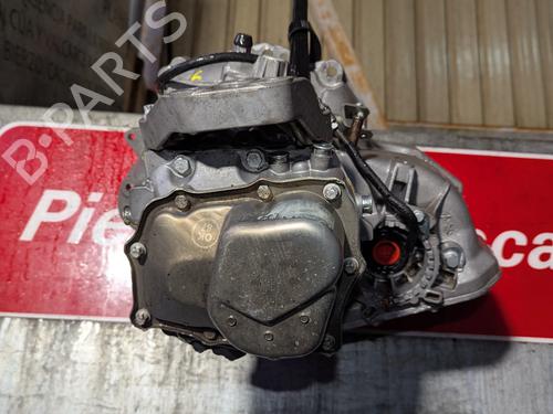 Gearbox OPEL CORSA C (X01) 1.3 CDTI (F08, F68) | BP23902327M3 