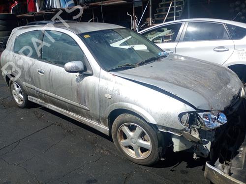 Recambios NISSAN ALMERA II Hatchback (N16) 2.2 Di 4934120
