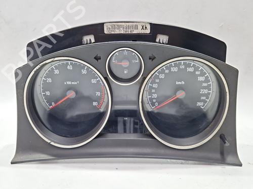 Used Instrument cluster OPEL ASTRA H TwinTop (A04) 1.6 (L67) (105 hp) 30000728