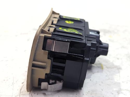 Headlight switch MERCEDES-BENZ CLS (C219) CLS 350 (219.356) | BP40282424I24 - Image 2