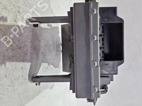 Fuse box RENAULT LAGUNA I (B56_, 556_) 1.9 dTi (B56J) | BP29388412E1 