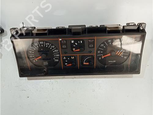 Used Instrument cluster RENAULT ESPACE II (J/S63_) 2.1 RTDT Quadra (88 hp) 23908941