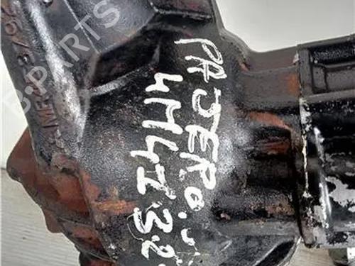 Front differential MITSUBISHI PAJERO III Canvas Top (V6_W, V7_W) 3.2 DI-D (V68W, V78W) | BP24109750M23