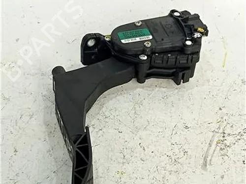 Pedal AUDI TT (8N3) 1.8 T (180 hp) 23910067