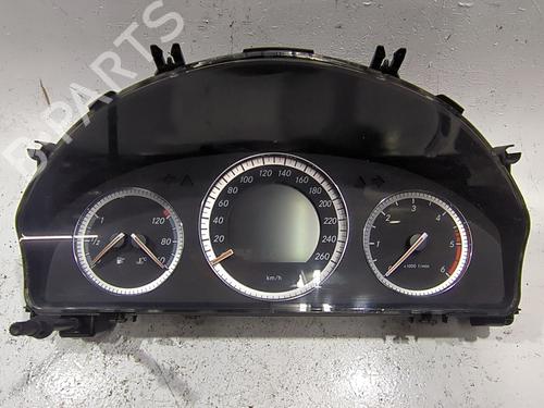 Kombinert Instrument MERCEDES-BENZ C-CLASS (W204) [2007-2015]  30937164