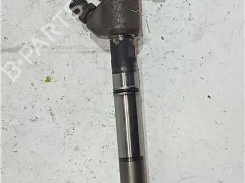 Used Injector KIA CARENS IV 1.7 CRDi (116 hp) 23921289