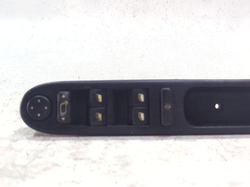 Used Left front window switch Left front window switch PEUGEOT 307 (3A/C) 1.6 16V (109 hp) 40291910 40291910