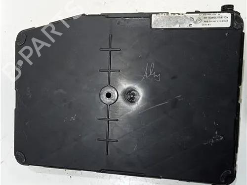 Used Electronic module RENAULT MEGANE I Classic (LA0/1_) 1.9 dCi (LA05, LA1F) (102 hp) 23909084