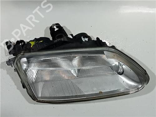 Right headlight RENAULT ESPACE III (JE0_) 2.2 dCi (JE0K) | BP23921913C29 