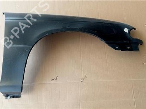 Used Right front fenders OPEL ASTRA F Saloon (T92) 2.0 i (F19, M19) (115 hp) 23910500