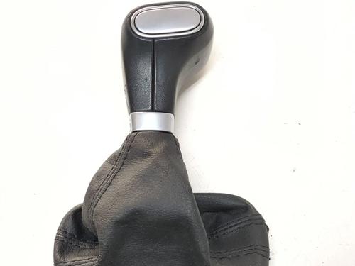 Used Shift knob VW TOURAN (1T1, 1T2) 2.0 TDI (140 hp) 25710702