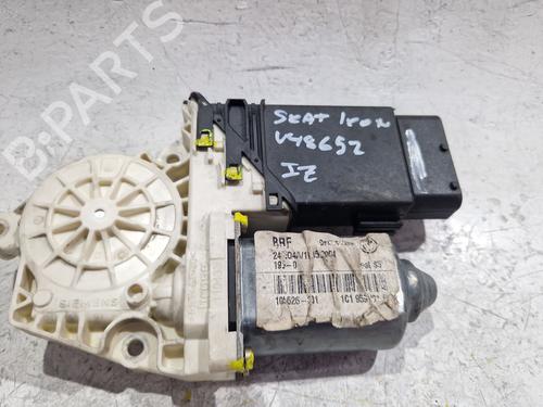 Used Left front window motor Left front window motor SEAT LEON (1M1) 1.9 TDI (110 hp) 34114303 34114303