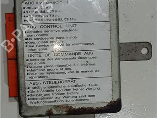 Used Control unit HONDA CIVIC VI Hatchback (EJ, EK) 1.4 i S (EJ9) (90 hp) 23913379