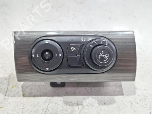 Used Switch CHEVROLET CAPTIVA (C100, C140) 2.0 D 4WD (150 hp) 32722400