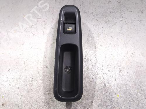 Used Right front window switch Right front window switch PEUGEOT 5008 (0U_, 0E_) 1.6 HDi (112 hp) 34275921 34275921