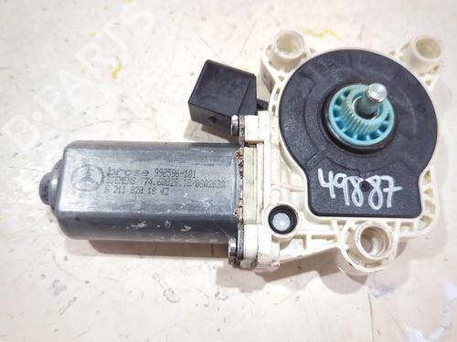 Used Left front window motor MERCEDES-BENZ C-CLASS (W203) C 220 CDI (203.006, 203.008) (143 hp) 27310644