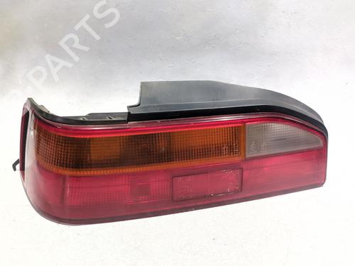 Venstre baglygte HONDA LEGEND III (KA) 3.5 i 24V (KA9) (208 hp) 31800837