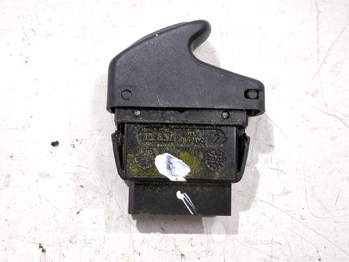 Used Left front window switch RENAULT CLIO II (BB_, CB_) 1.9 D (B/CB0E, BB0J) (64 hp) 29388323