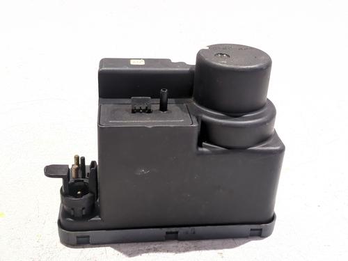 Used Central lock pump MERCEDES-BENZ 124 Saloon (W124) 250 D (124.125) (94 hp) 31169019