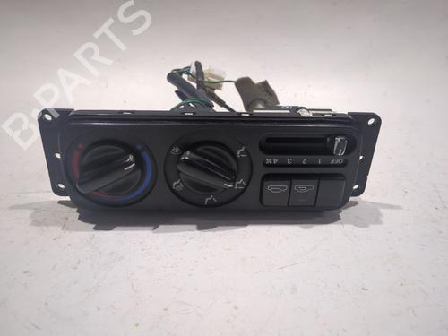Used Climate control HYUNDAI ACCENT I (X-3) 1.3 i 12V (84 hp) 24243772