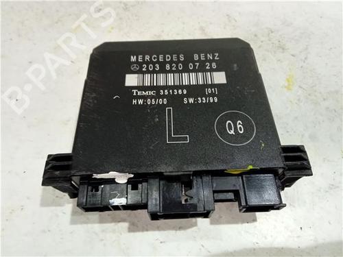 Dør styreenhet MERCEDES-BENZ C-CLASS (W203) C 180 (203.035) (129 hp) 23921049