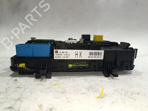 Fuse box OPEL ASTRA H GTC (A04) 1.9 CDTI (L08) | BP39648159E1 - Image 2