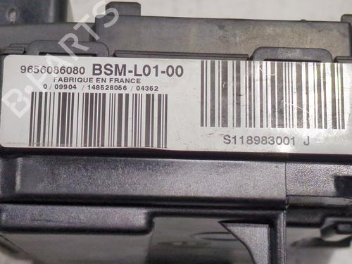 Fuse box PEUGEOT 407 SW (6E_, 6D_) 2.0 HDi 135 | BP32009749E1