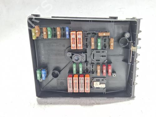 Sikringsdåse SEAT LEON (1P1) 2.0 TDI 16V (140 hp) 32417068