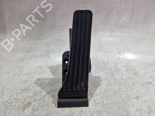 pedal-mercedes-benz-c-class-w204-2007-2008-2009-2010-2011-2012-2013-2014-2015-34122714 main image