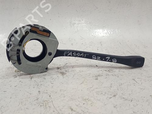 Commodo Essuie Glace / Phare Commodo Essuie Glace / Phare VW PASSAT B2 Saloon (32B) 1.8 (90 hp) 36518534 36518534