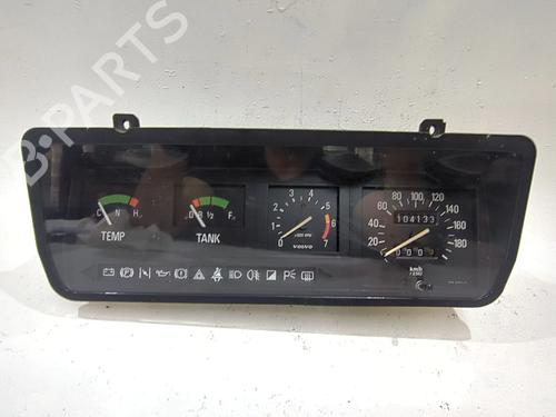 Used Instrument cluster VOLVO 340-360 Saloon (344) 2.0 (110 hp) 28511832