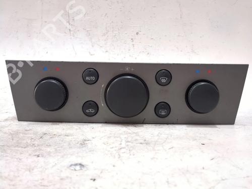 Used Climate control OPEL SIGNUM Hatchback (Z03) 2.2 DTI (F48) (125 hp) 28621162
