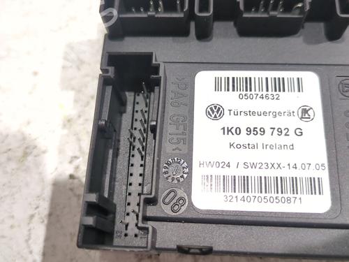 Right front window motor VW GOLF V (1K1) 2.0 TDI | BP31370191E20