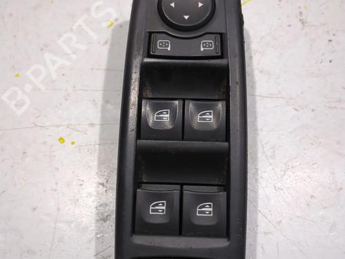Used Left front window switch RENAULT LAGUNA III Grandtour (KT0/1) 2.0 dCi (KT07, KT0J, KT14, KT1A, KT1S) (131 hp) 23926422