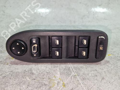 Used Left front window switch Left front window switch CITROËN C5 I (DC_) 2.0 HDi (DCRHZB, DCRHZE) (109 hp) 33932928 33932928