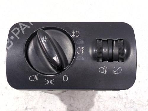 Used Headlight switch Headlight switch SEAT LEON (1M1) 1.9 TDI (110 hp) 33605927 33605927