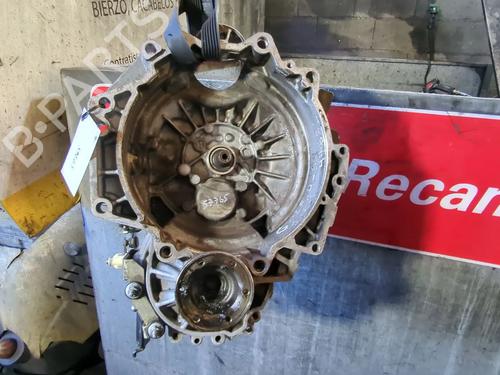 Used Gearbox VW GOLF IV (1J1) 1.6 (100 hp) 29608043