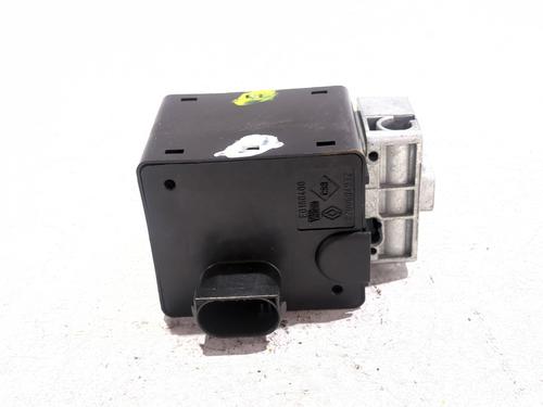 Used Electronic module RENAULT MEGANE II Estate (KM0/1_) 1.9 dCi (KMRG, KM1G, KM0G, KM2C) (120 hp) 31802734