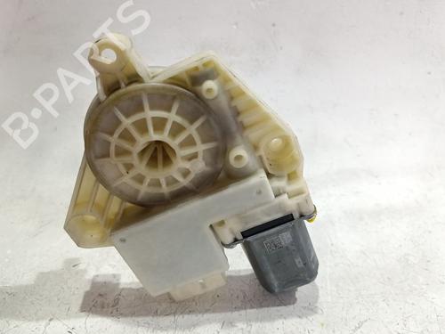 Used Left front window motor Left front window motor SKODA RAPID (NH3, NK3, NK6) 1.6 TDI (105 hp) 40260160 40260160