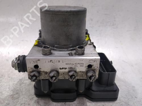 Used ABS pump ABS pump RENAULT KANGOO / GRAND KANGOO II (KW0/1_) 1.5 dCi 80 (KW15) (80 hp) 34124644 34124644